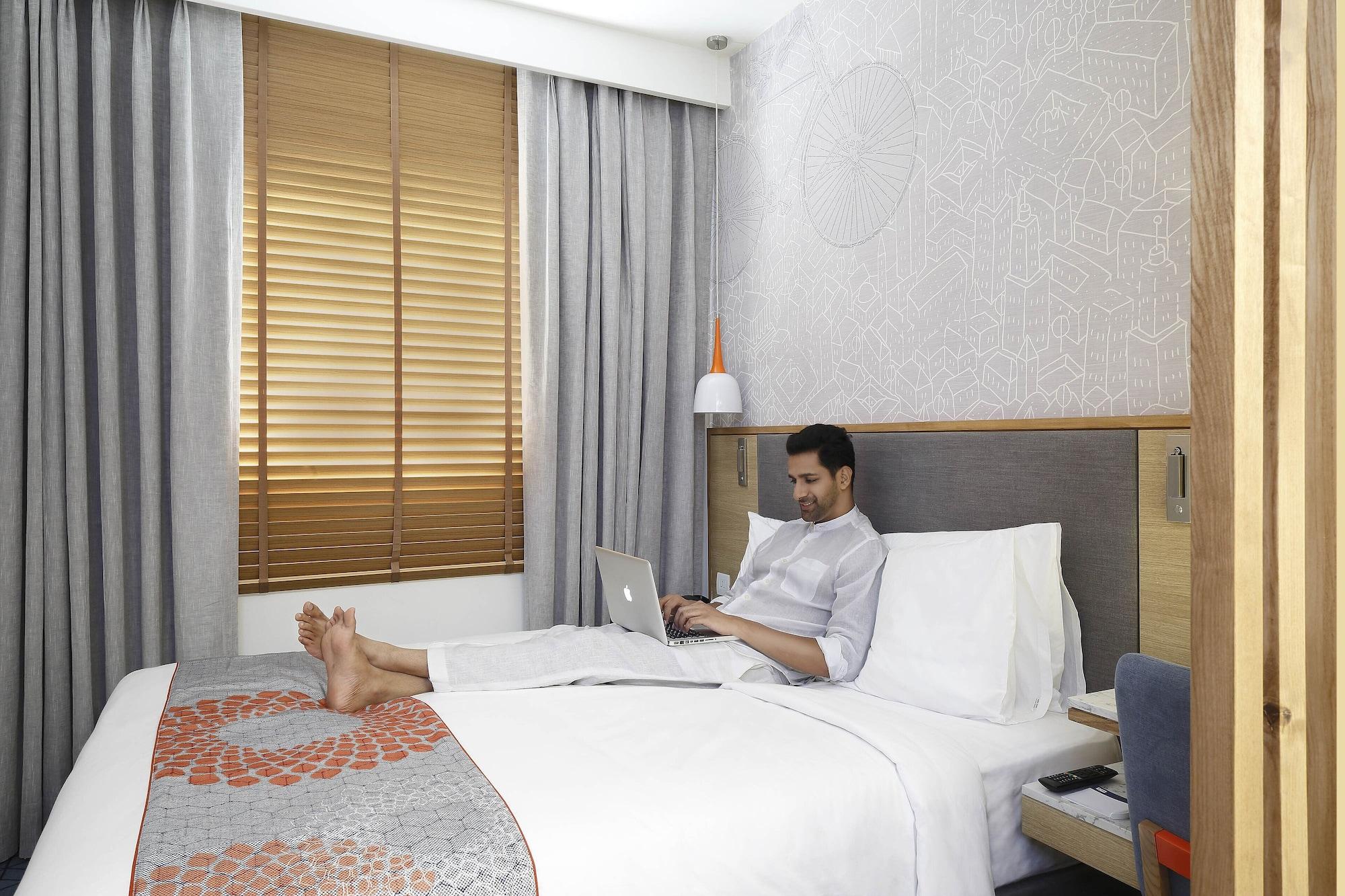 Holiday Inn Express Bengaluru Whitefield Itpl By Ihg Exterior foto