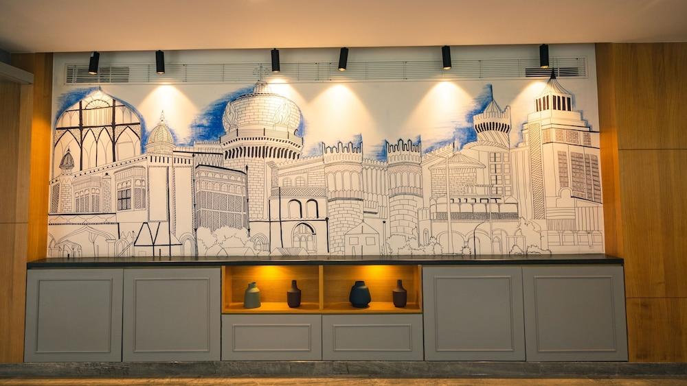 Holiday Inn Express Bengaluru Whitefield Itpl By Ihg Exterior foto