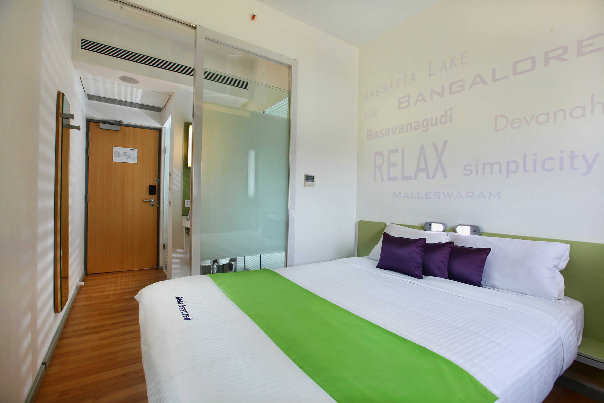 Holiday Inn Express Bengaluru Whitefield Itpl By Ihg Exterior foto